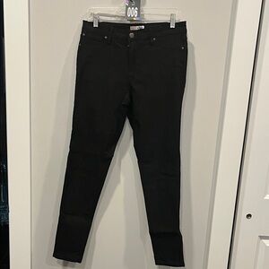 YMI Women's Jet Black Skinny Jeans